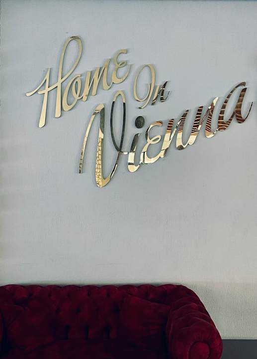 Gastro Side Royal Style Hotel