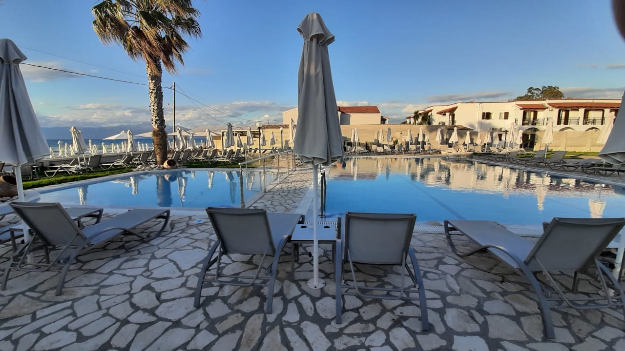 Pool Acharavi Beach Hotel