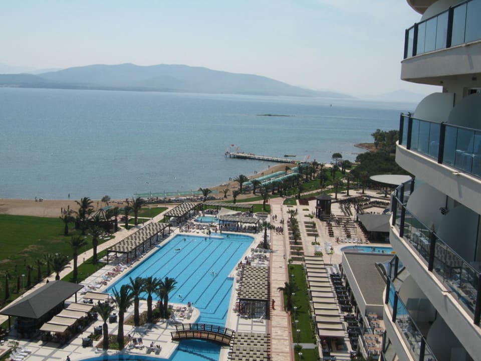 Pool Venosa Beach Resort & Spa