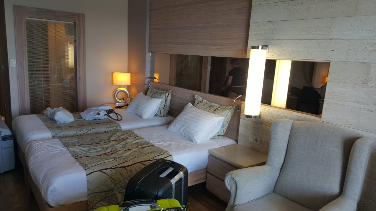 Zimmer Melas Resort Hotel