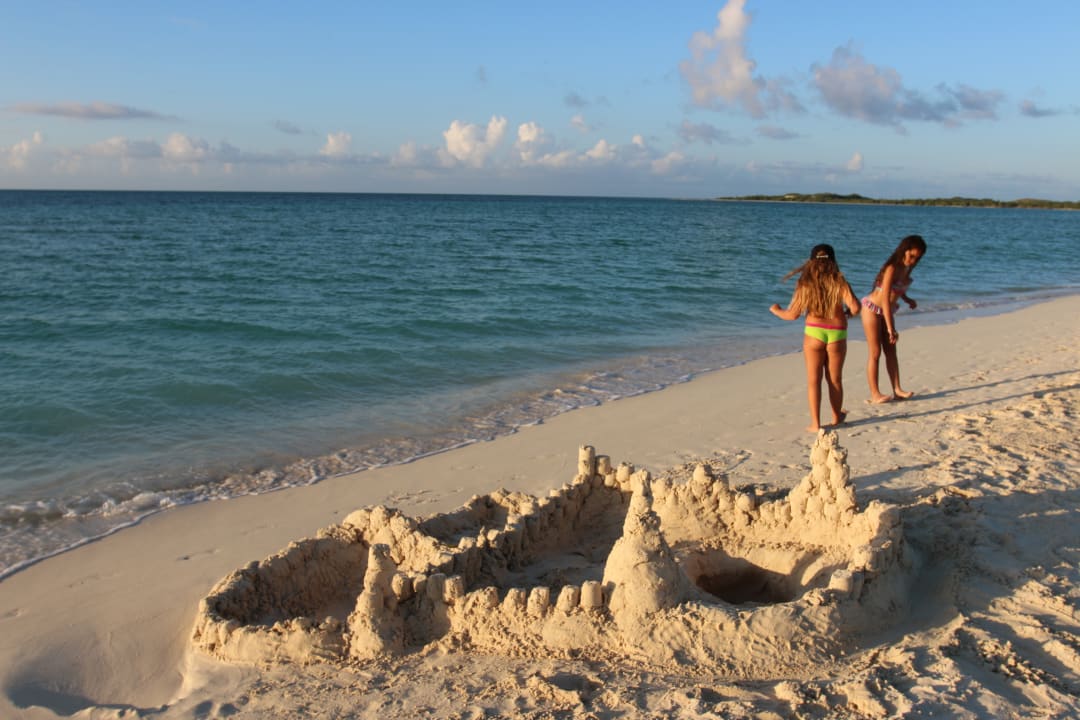 Strand Hotel Playa Paraíso Resort & Suite