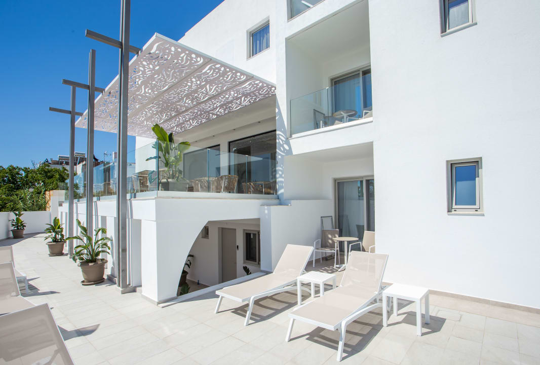 Außenansicht Hollywood Inn - Faliraki Adults Only