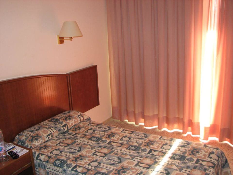 Zimmerbetten GHT Oasis Park & Spa