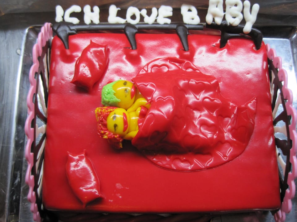 Phantasievolle Kuchen beim Themenabend Saturn Palace Resort Hotel