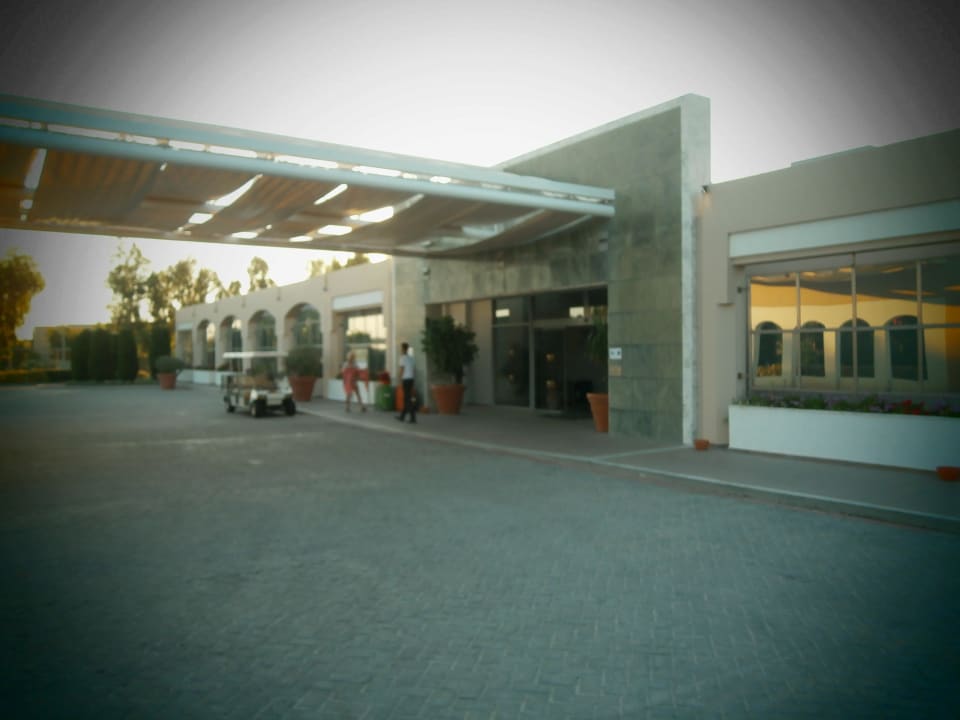 Eingang Atlantica Marmari Palace
