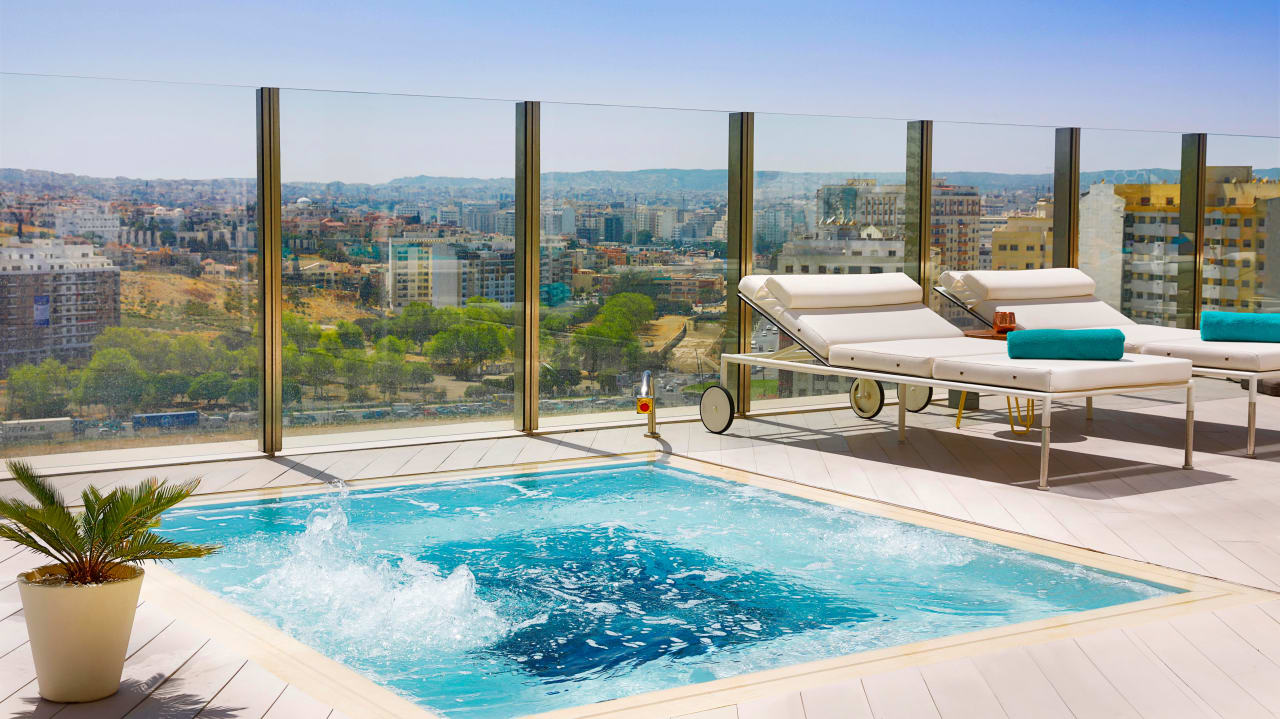 Pool Hilton Tangier City Center