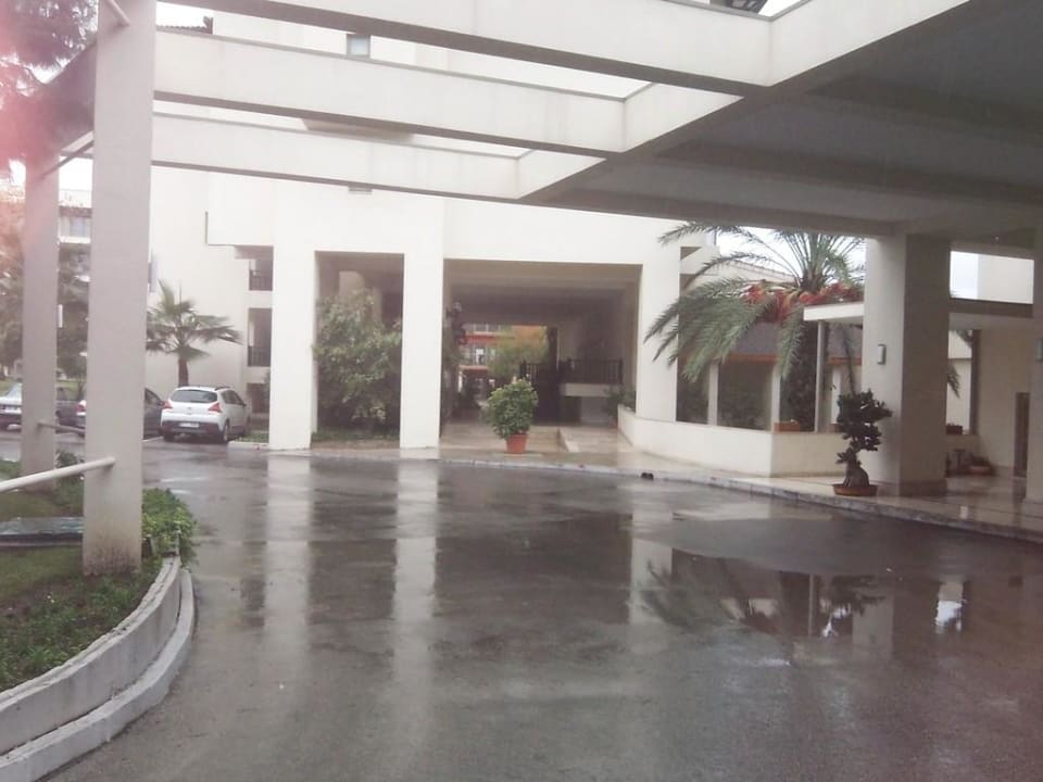 Eingang Barut Hemera