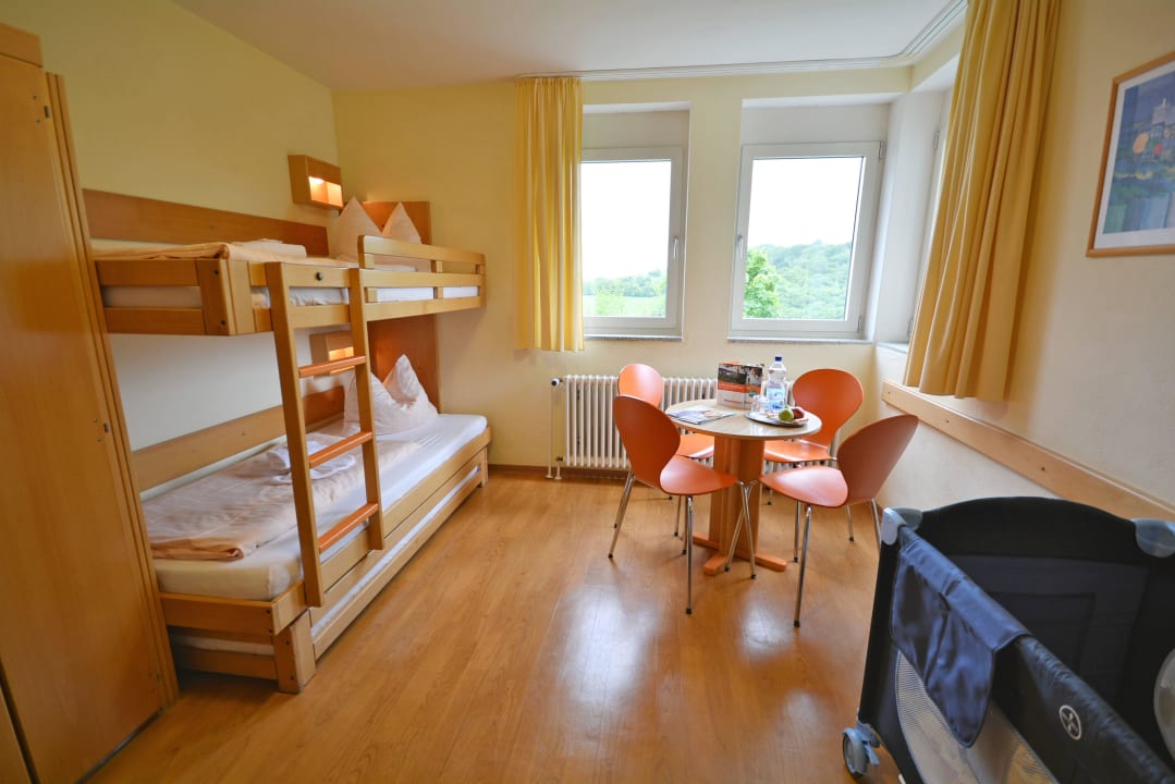 Zimmer der Jugendherberge Burg Lichtenberg Jugendherberge Burg Lichtenberg