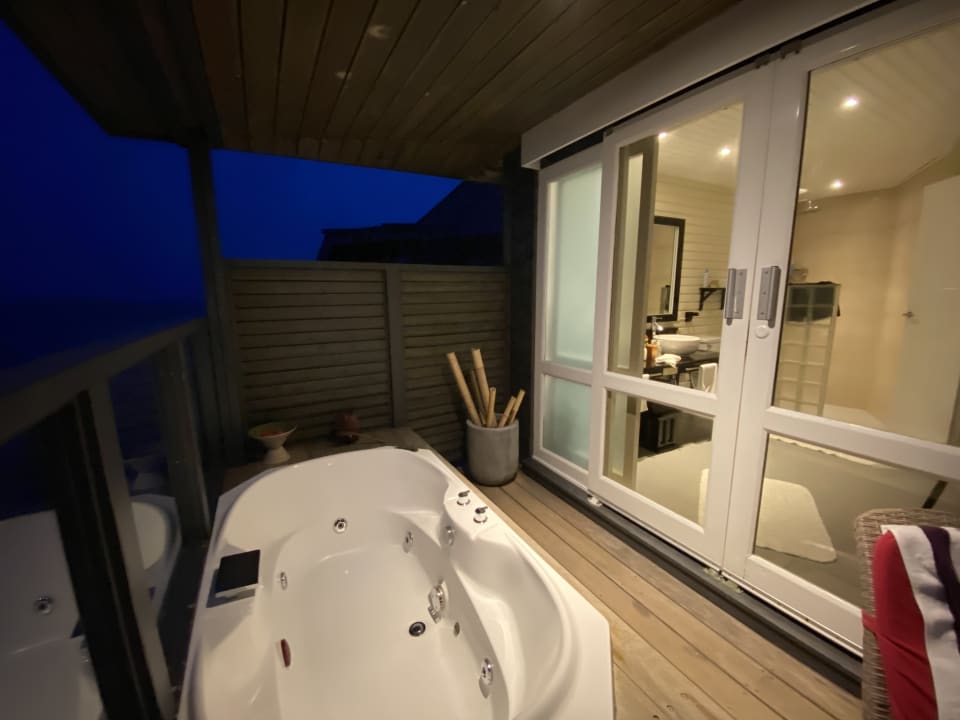 Zimmer Kuredu Island Resort & Spa