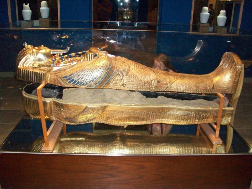 Sakrophark mit Mumie Pickalbatros Alf Leila Wa Leila Resort - Neverland Hurghada