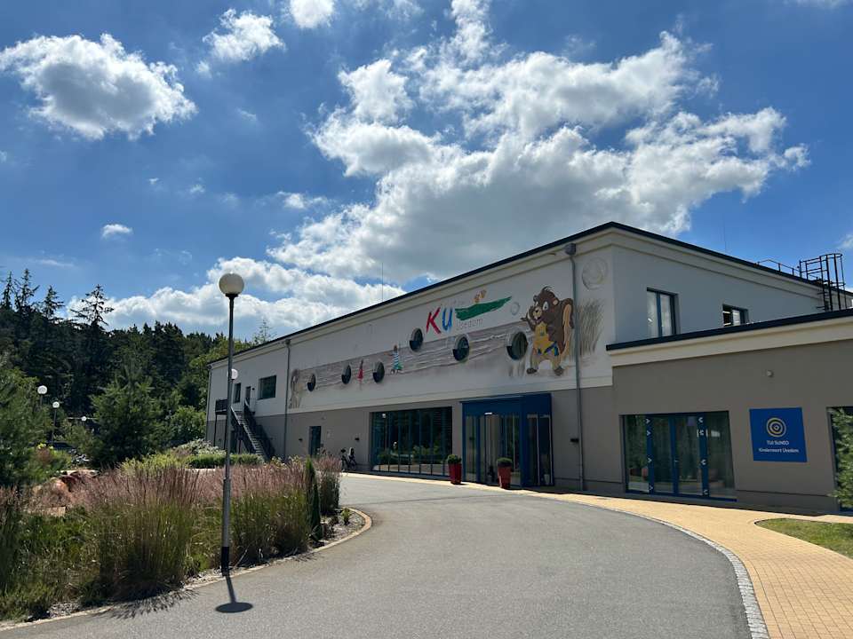 Außenansicht TUI SUNEO Kinderresort Usedom