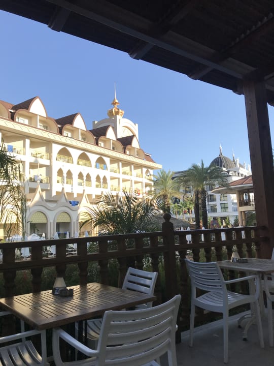 Pool Well Palace Side