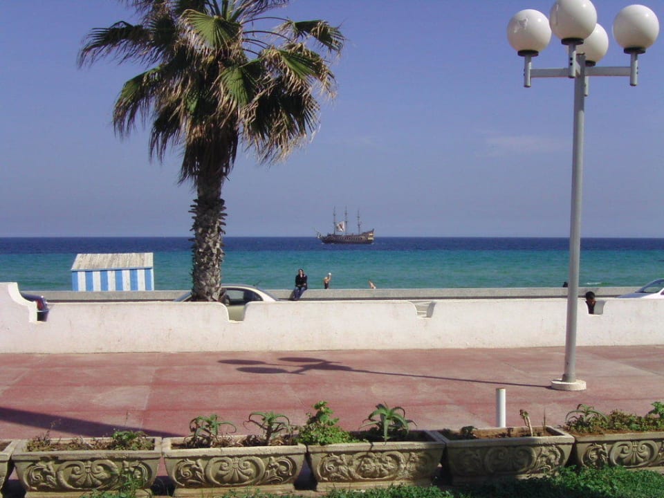 Palmen und Meer Hotel El Hana Beach