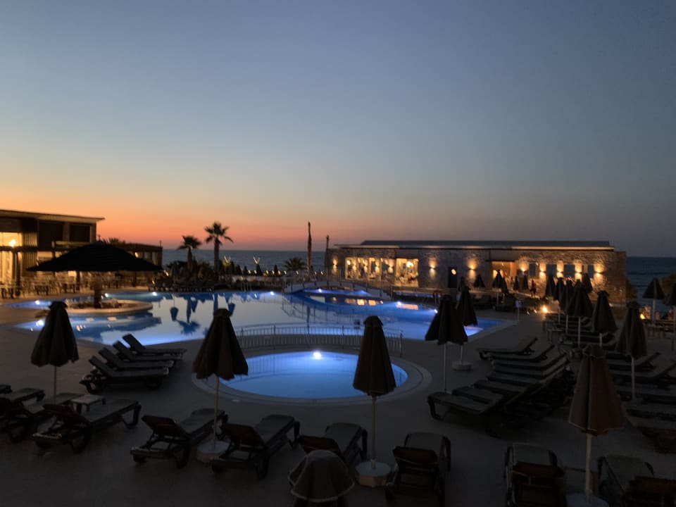 Pool Nana Golden Beach