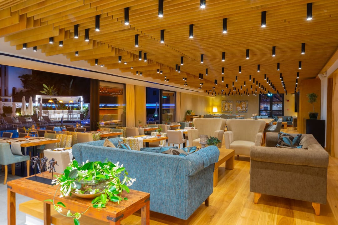 Gastro Anemi Hotel & Suites