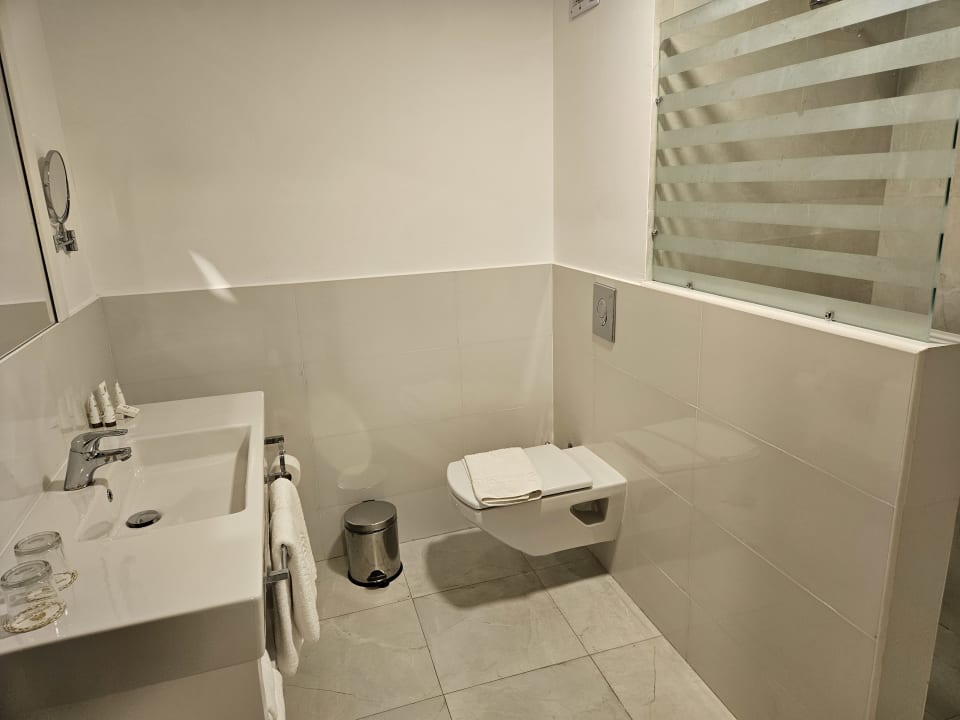 Zimmer Brayka Bay Resort