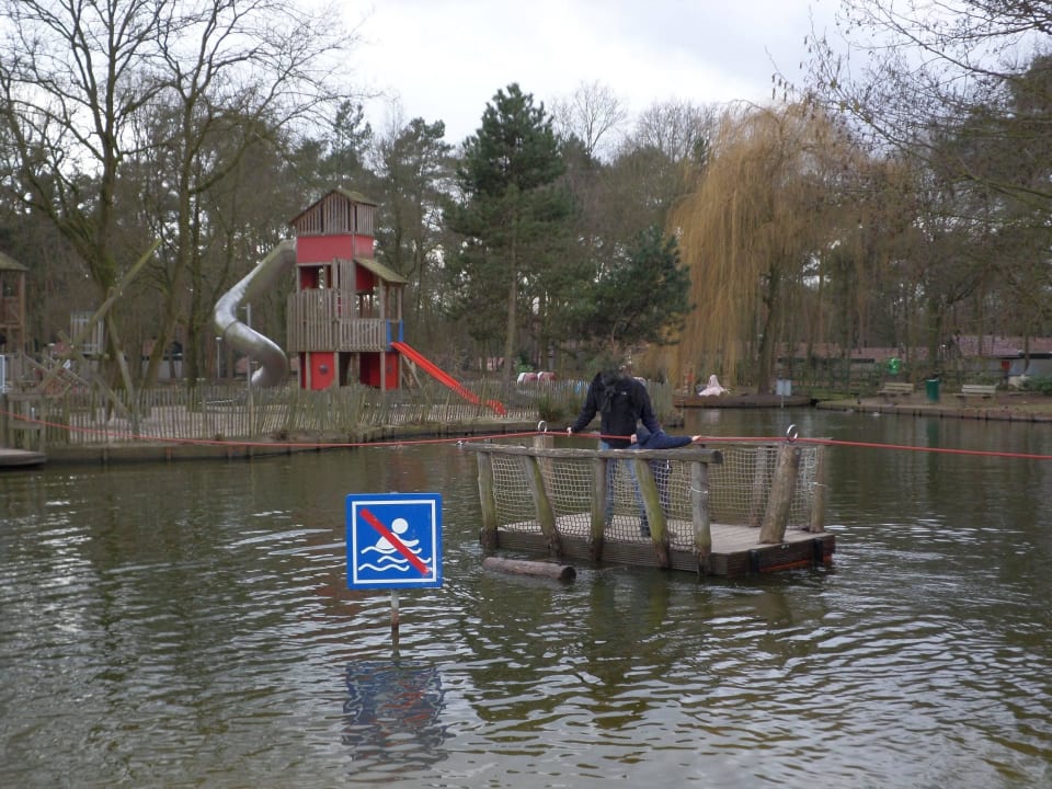 Floßfahrt Ferienpark Landal De Lommerbergen