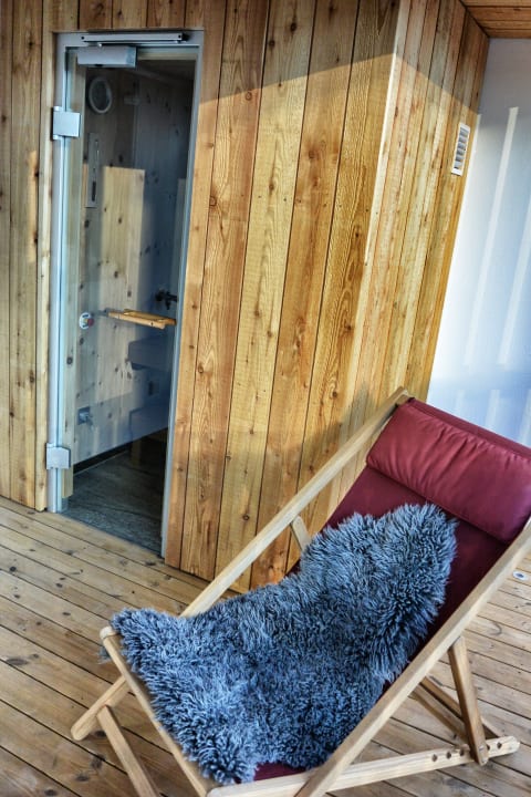 Sport & Freizeit Chesa Muntanella - Chalet  Suites