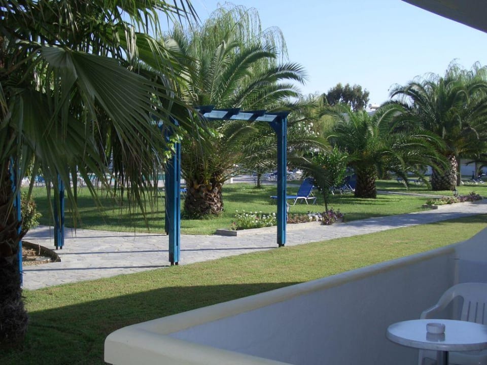Aussenanlage Hotel Esperia