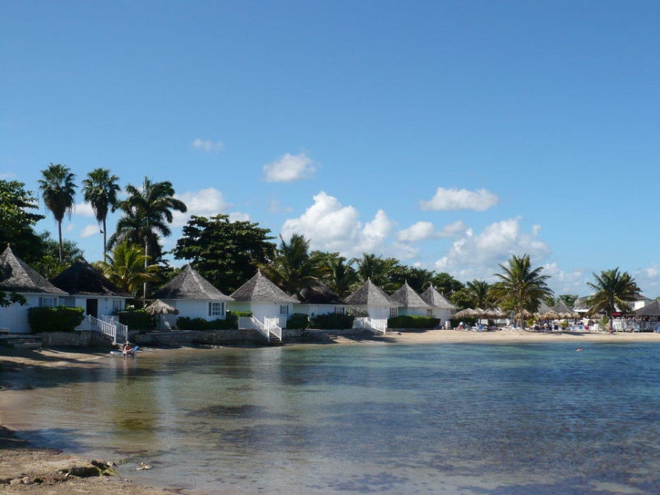 Zimmerbungalows mit Strandblick Grand Muthu Club Caribbean Runaway Bay