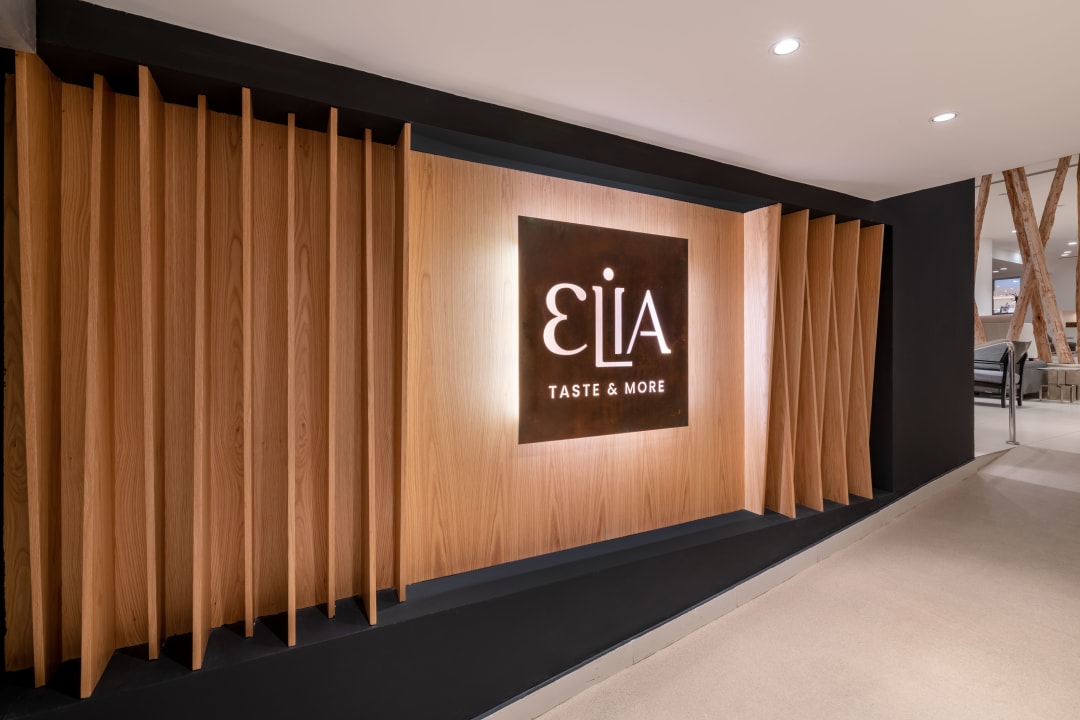 Gastro Napa Mermaid Hotel & Suites