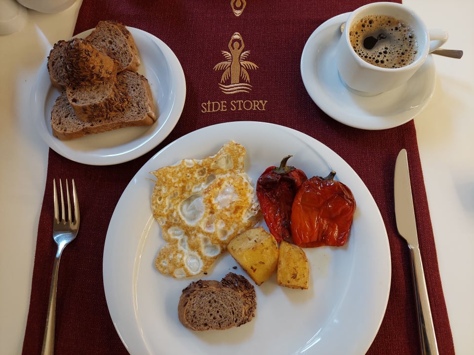 Gastro Side Story Resort & Spa