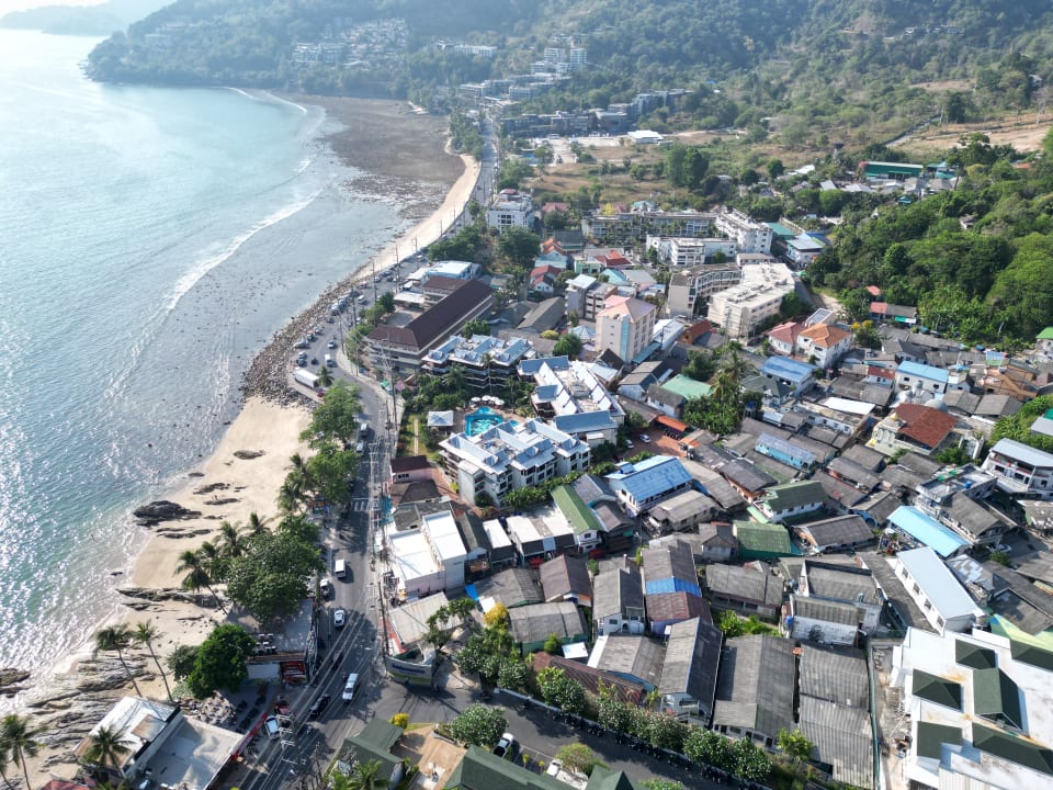 Außenansicht Patong Lodge Hotel
