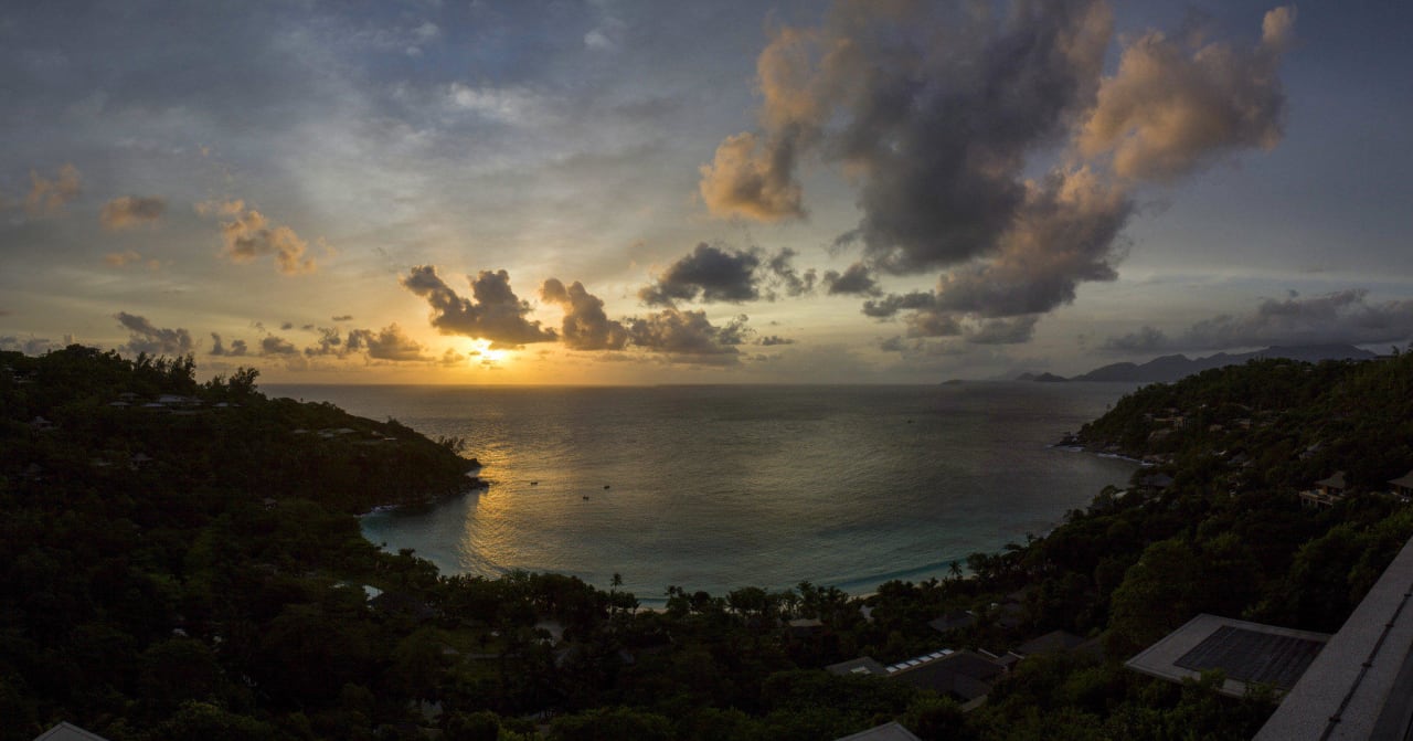 Blick von der Terrasse des SPA Four Seasons Resort Seychelles