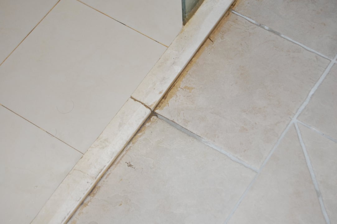 Gebrauchsspuren im Badezimmer Le Meridien Ile Maurice