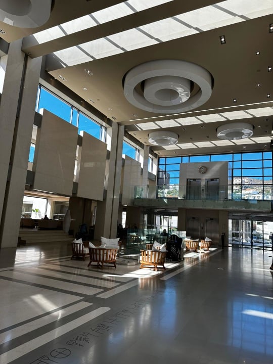 Lobby Avra Imperial Hotel