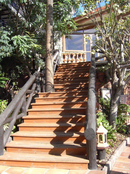 Treppe zum Speisesaal Hotel Parque Tropical