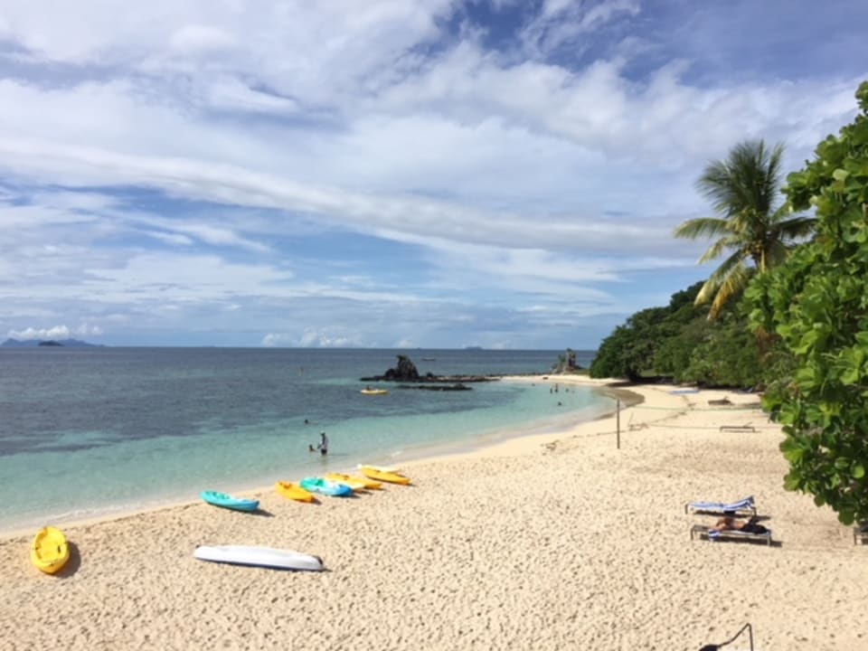 Strand Hotel Castaway Island Resort