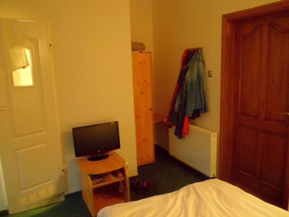 Kleiner Flachbildschirm Hotel Atena