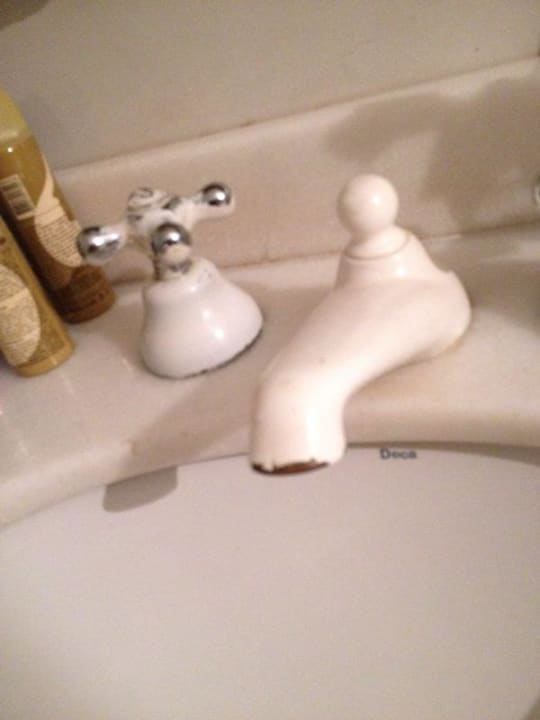 Alte wackelige Armaturen Hotel Casas Brancas