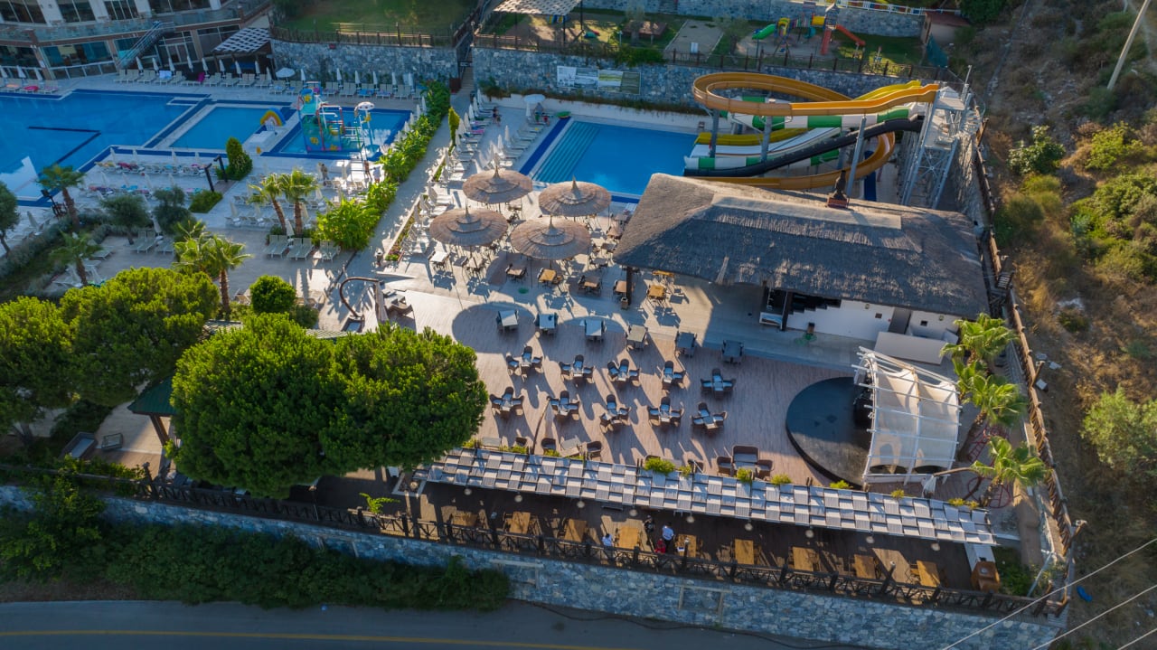 Ausblick Ramada Resort Kusadasi & Golf