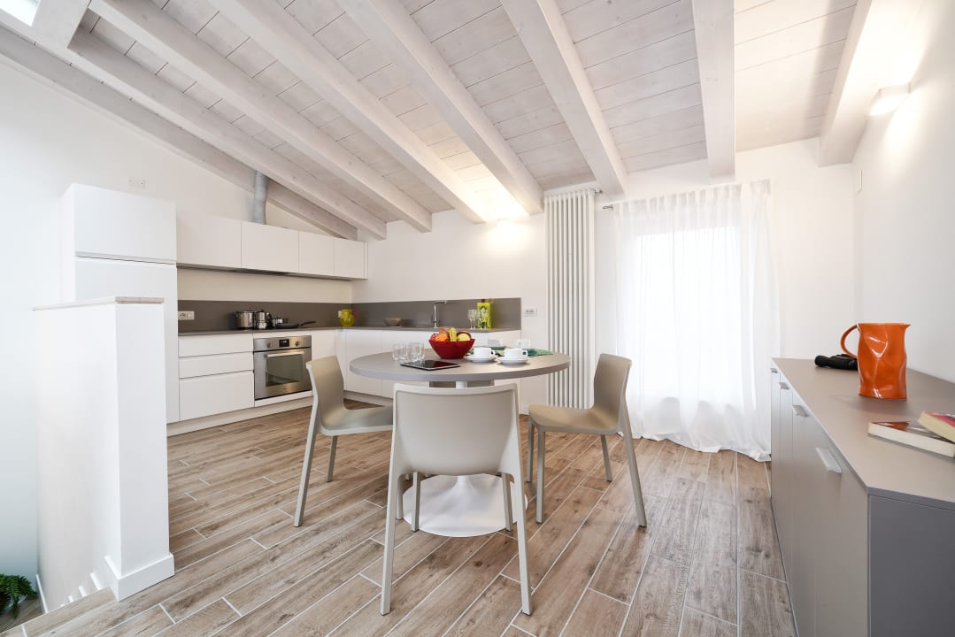 Zimmer Appartamenti La Torre