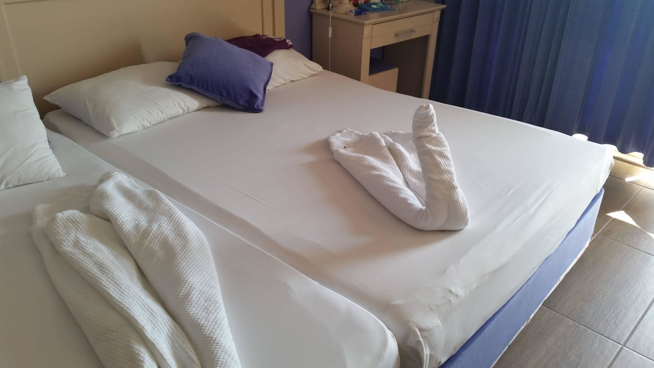 Bettdeko Club Turtas Beach Hotel