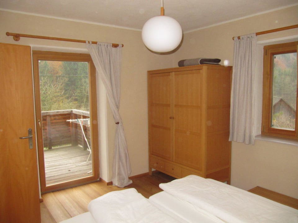 Schlafzimmer klein Weingut Tauss