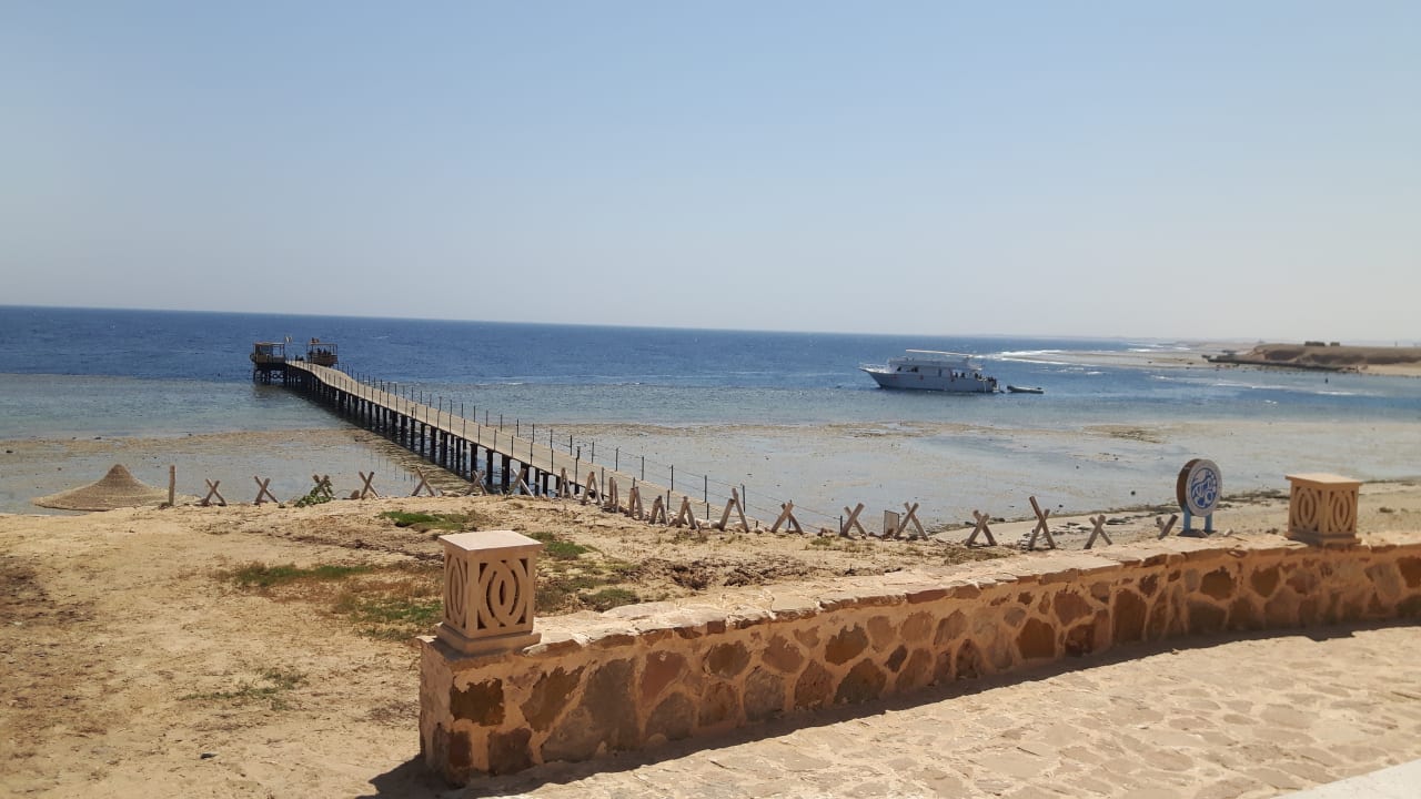 Strand Rohanou Beach Resort