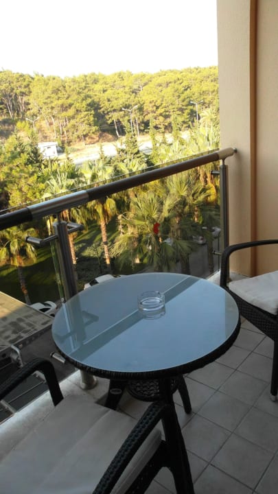 Blick aus dem Balkon, Anmerkung: nicht laut AQI Pegasos Royal