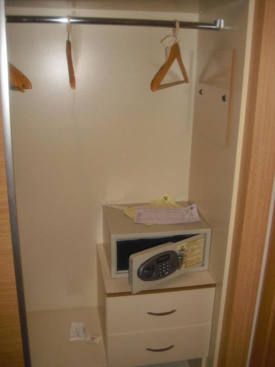 Schrank mit Safe Sunis Kumköy Beach Resort Hotel & Spa