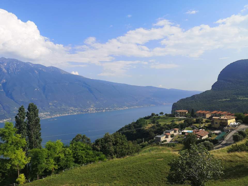 Ausblick Apartment Lago Gardasee - Pool, Natur und Seeblick