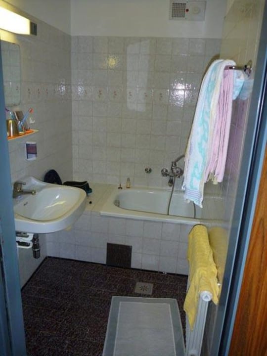 Badezimmer (WC separat) Hotel Bergkristall