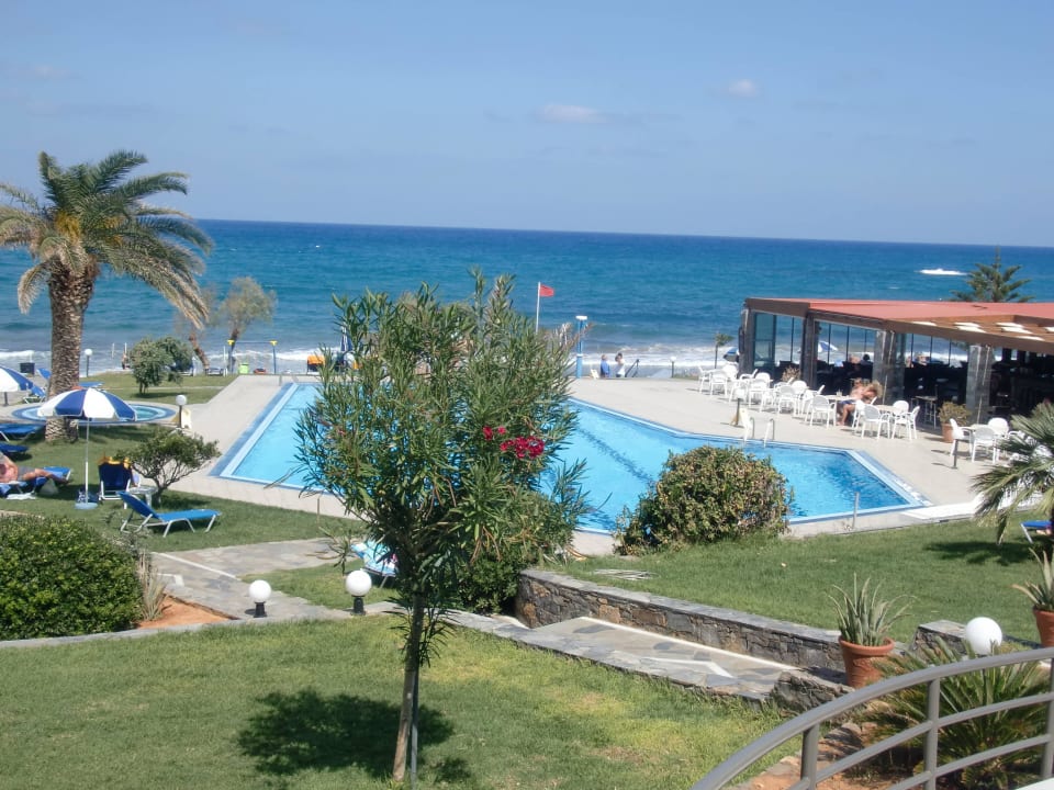 Blick vom Restaurant Hotel Ariadne Beach