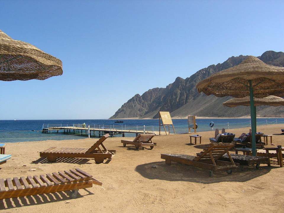 Strand Happy Life Village