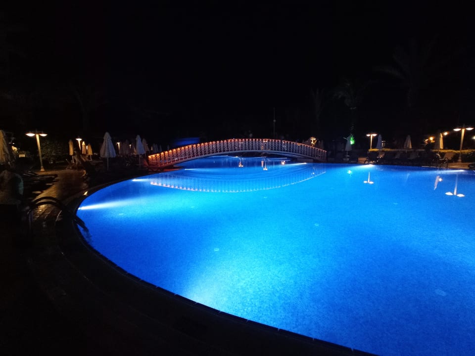 Pool Annabella Diamond Hotel & Spa