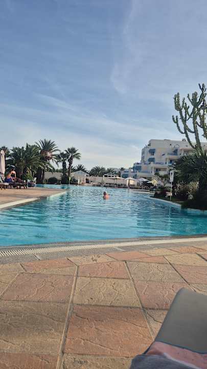 Pool Sentido Bellevue Park