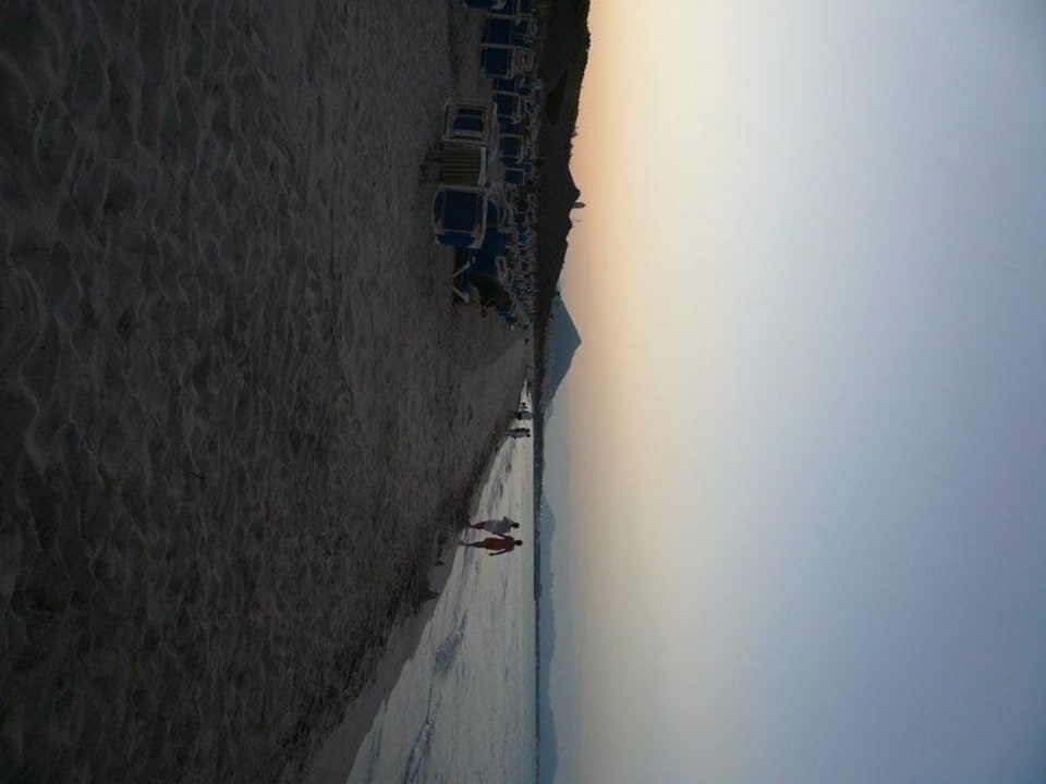 Links vom Hotel am Strand allsun Hotel Eden Playa