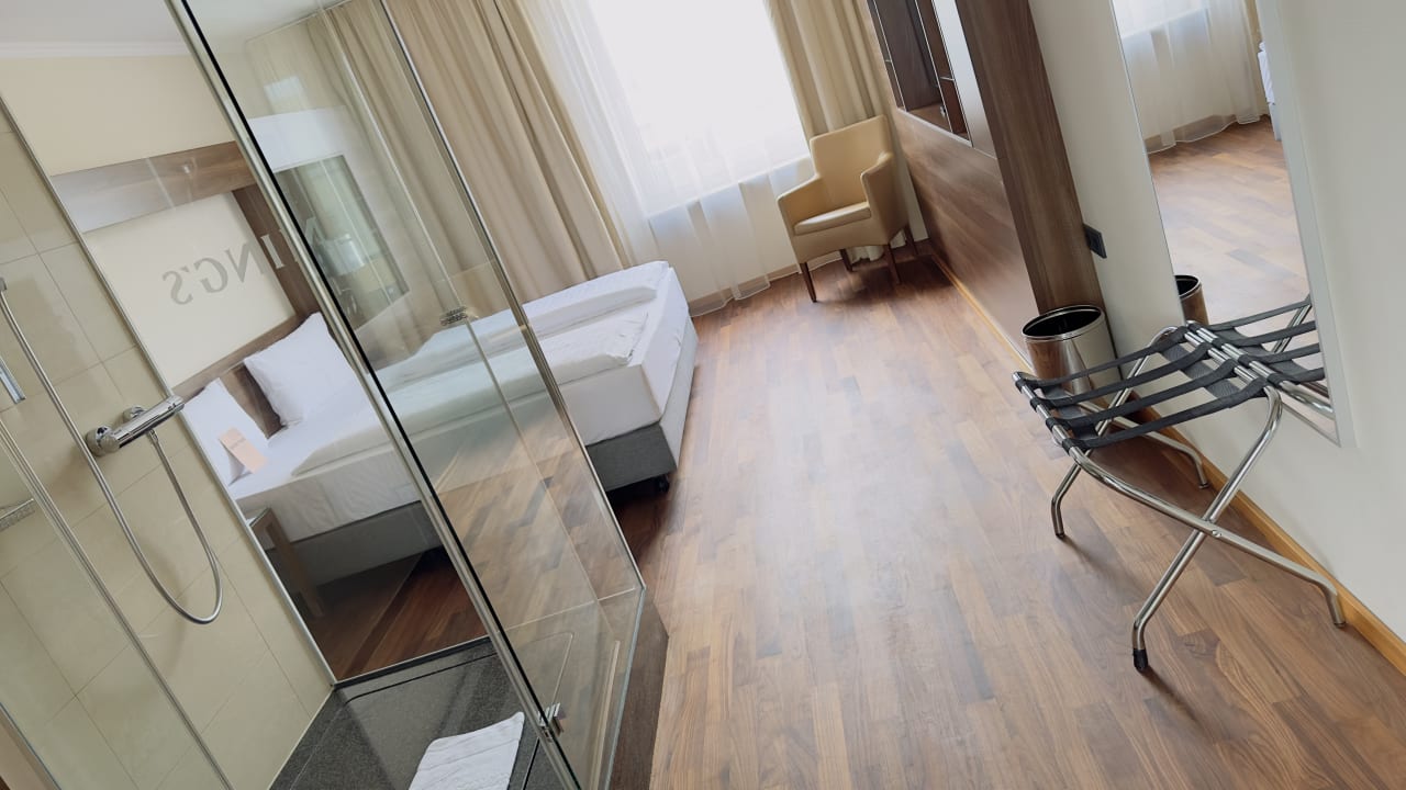 Zimmer Flemings Hotel Frankfurt Main-Riverside