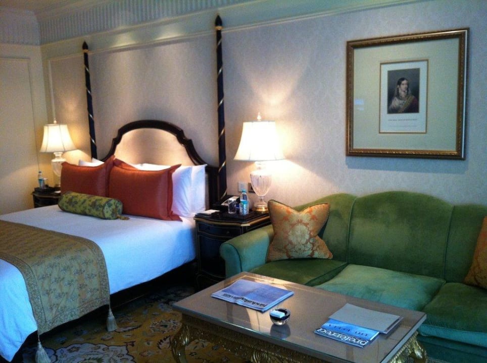 Zimmer The Leela Palace New Delhi